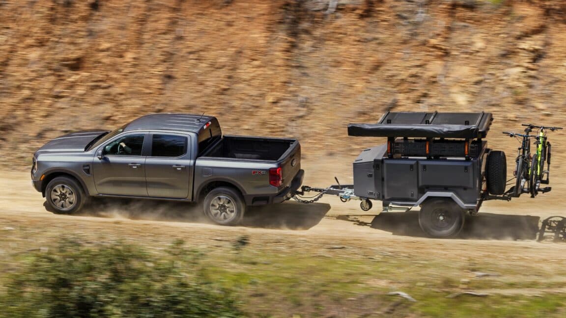 Ford anuncia llamado a revisión para 4.3 millones de camionetas por falla en software de remolque