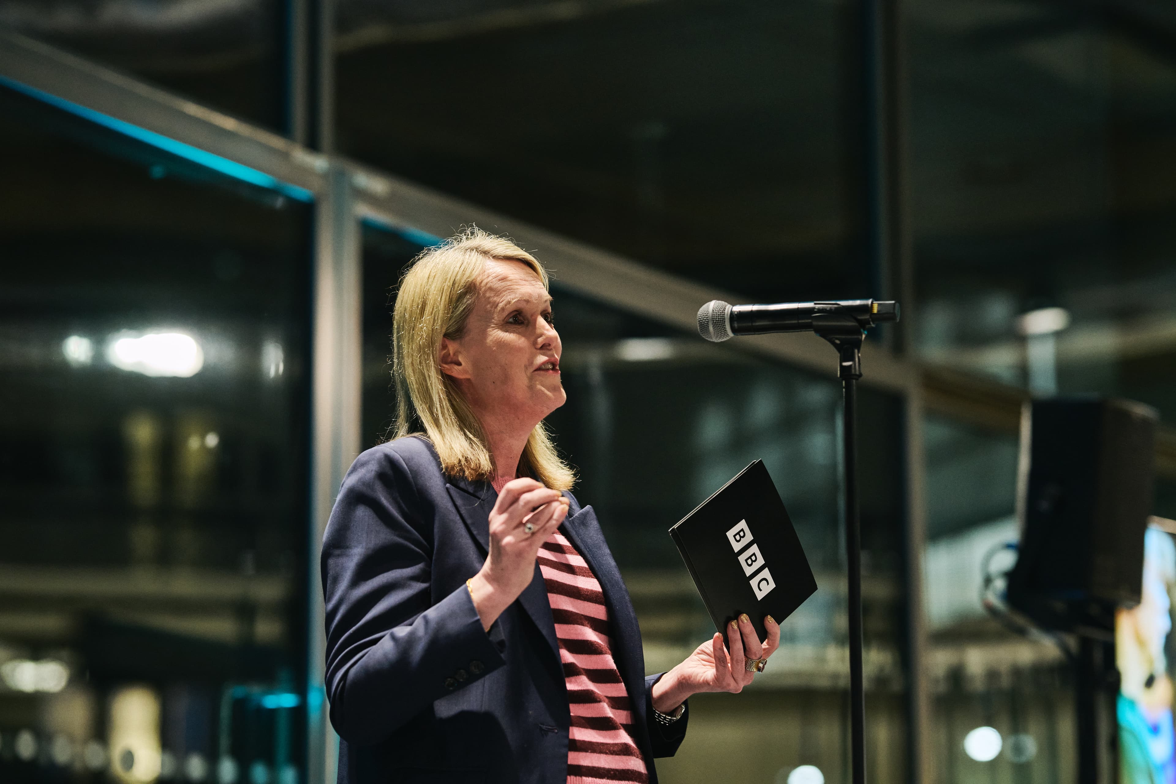 Histórica iniciativa de salud mental sacude a la industria del cine y la televisión