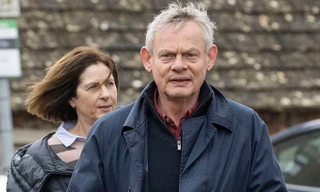 Martin Clunes pierde batalla legal: El actor no logra frenar campamento permanente de vecinos en Inglaterra