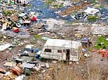 "Zona de guerra": Desalojo de asentamiento ilegal deja estela de suciedad y abandono en Inglaterra