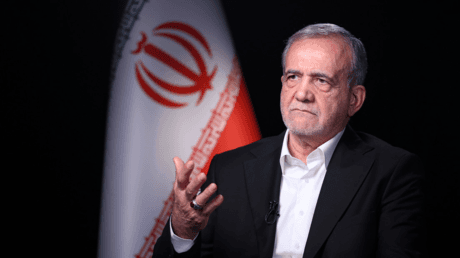 Irán descarta desarrollo de armas nucleares por instrucción del Ayatolá Jameneí