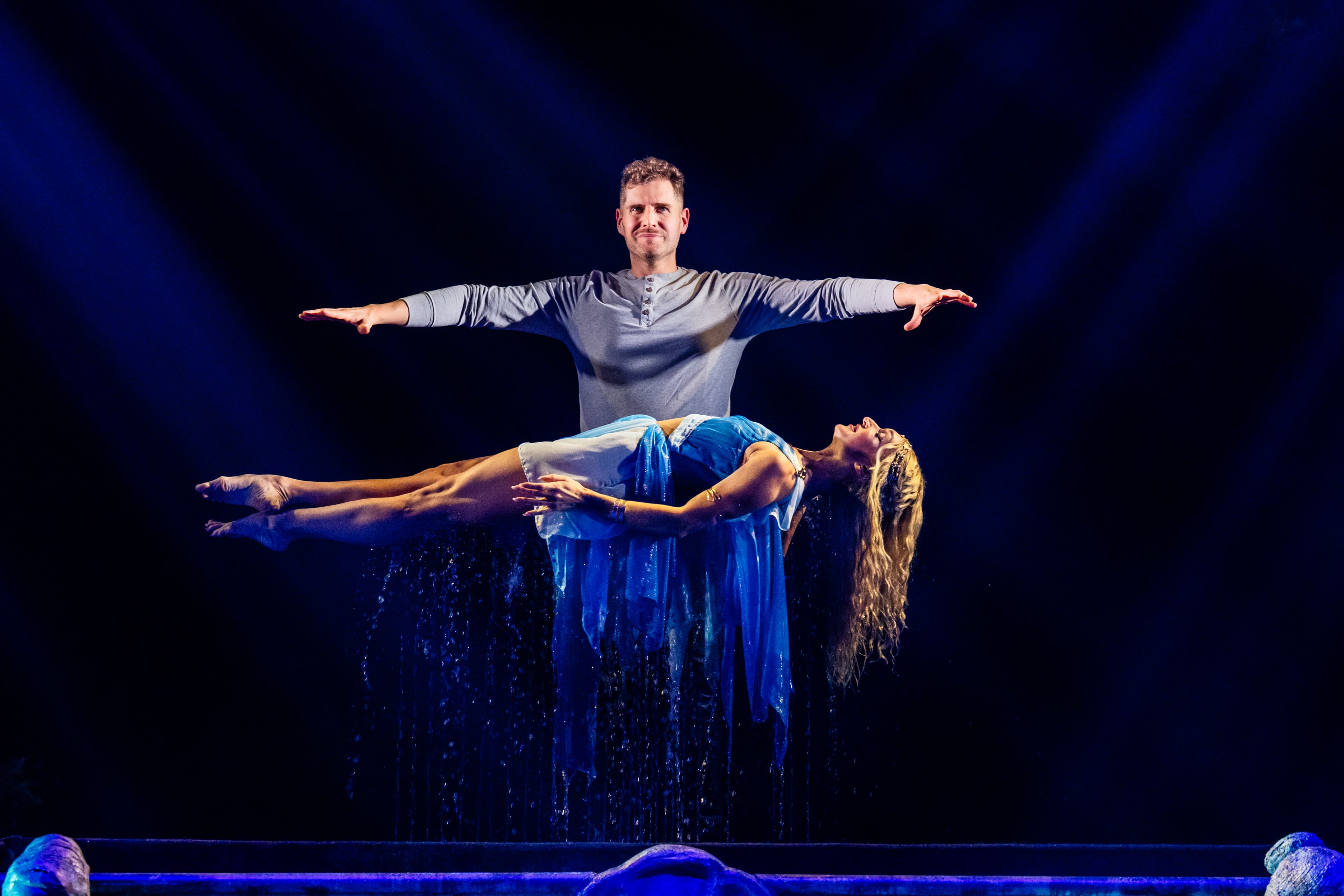 El ilusionista Rob Lake firma con WME: Un paso estratégico para la estrella de Broadway